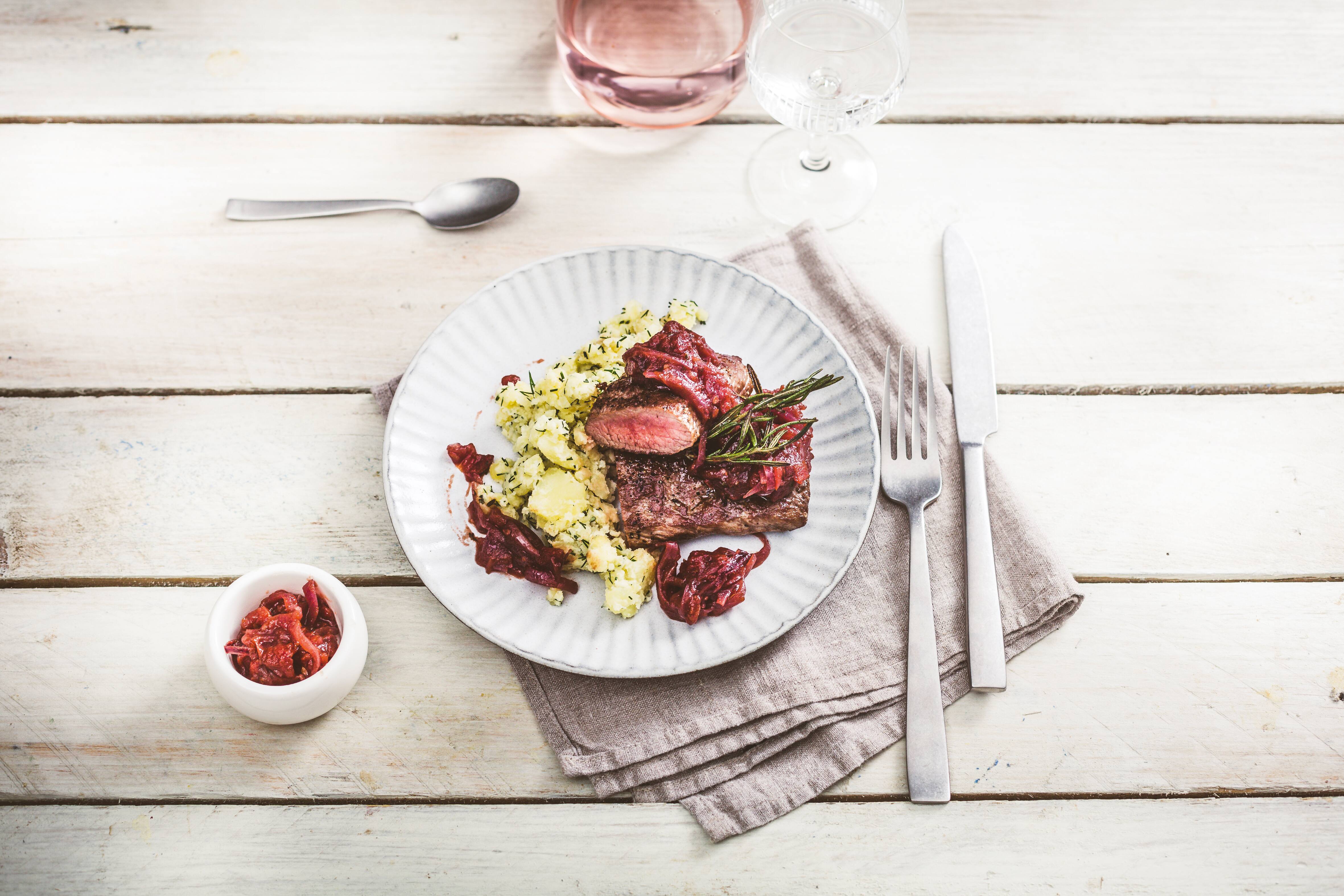 Roast Leg of Lamb with Potatoes 