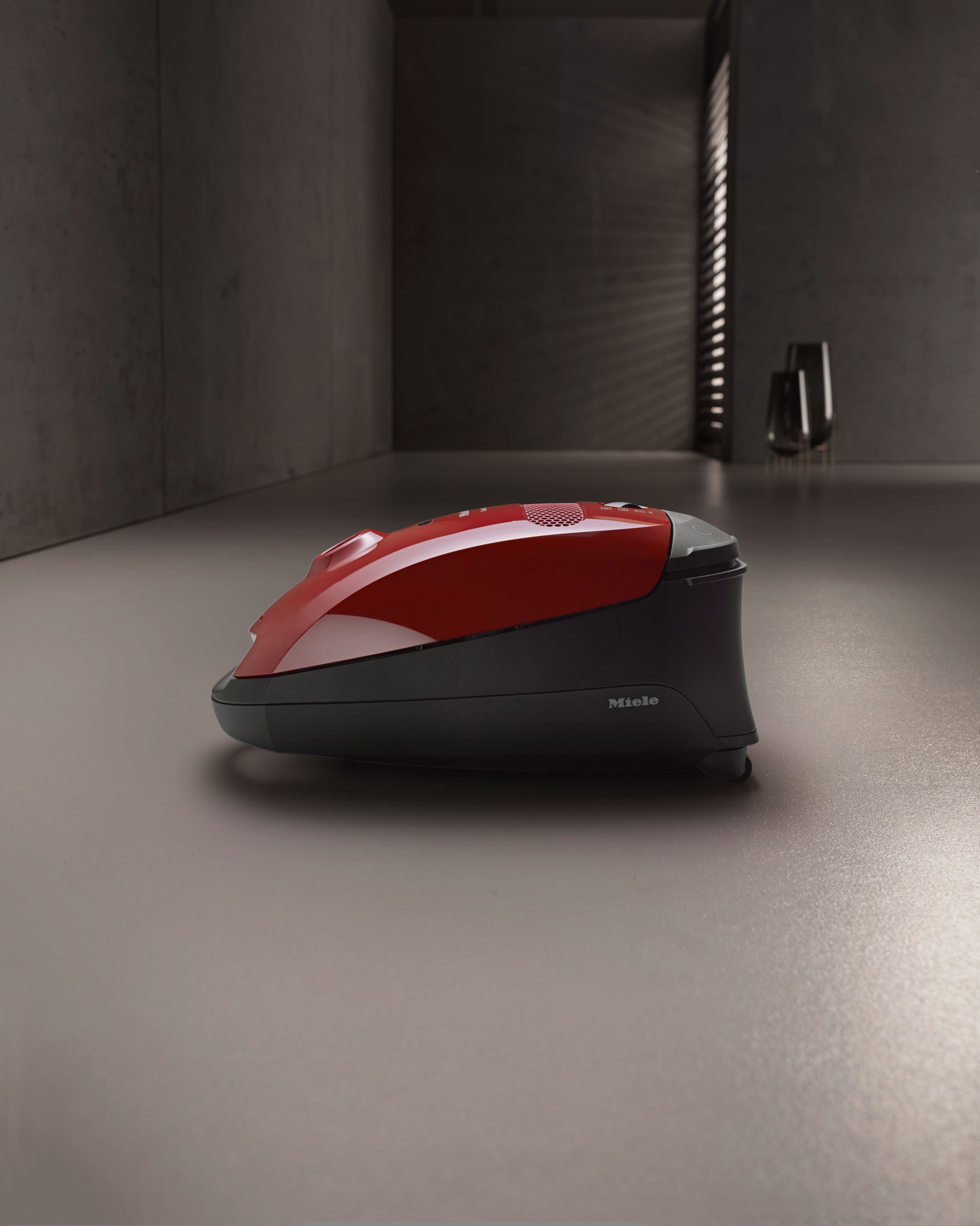 Miele - Classic C1 Pure Suction HomeCare PowerLine - SBCN0 Mango red - 6 Miele - Classic C1 Pure Suction HomeCare PowerLine - SBCN0 Mango red - 6