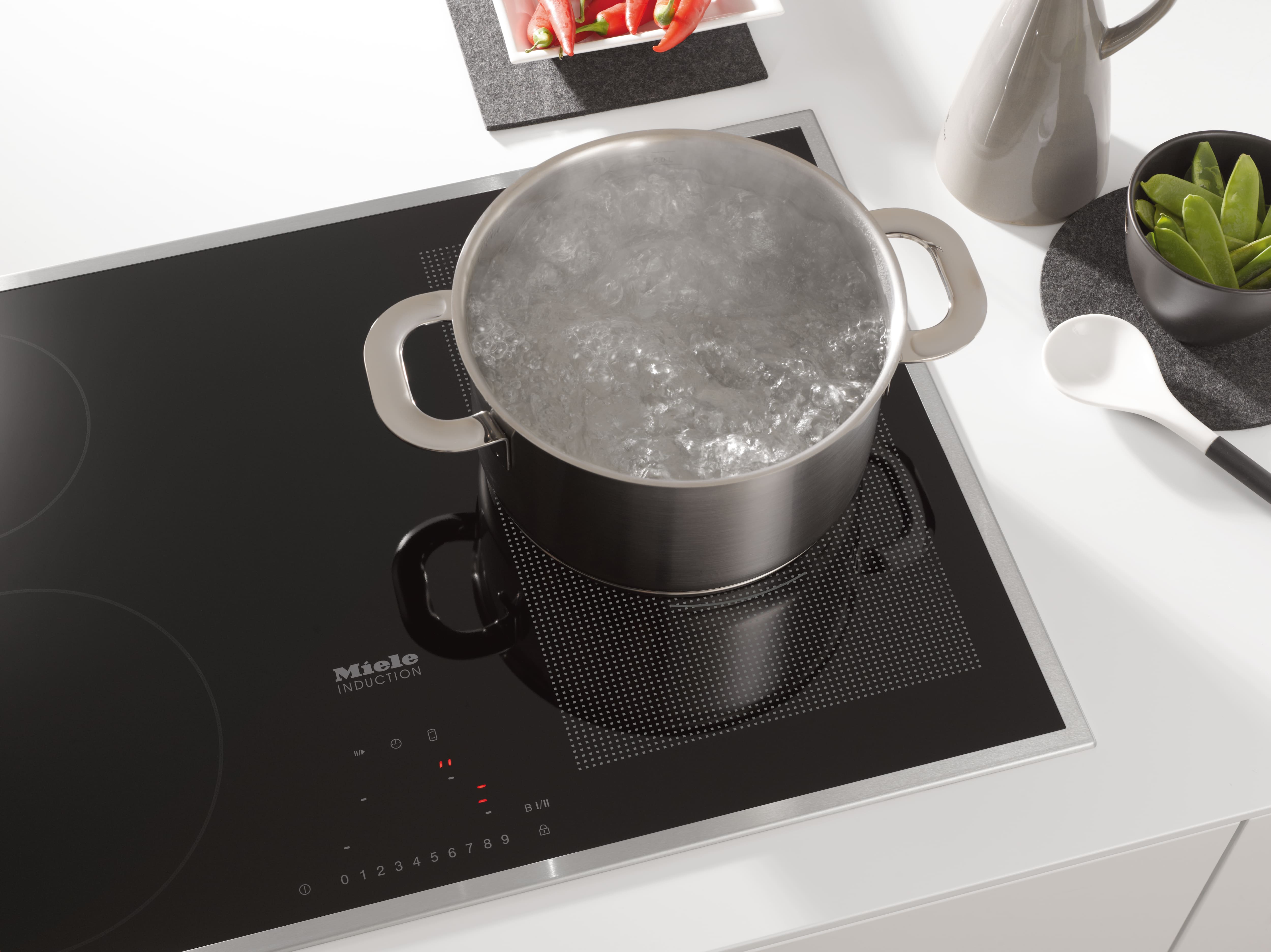 Heat is generated where it is needed. Heat is generated where it is needed.