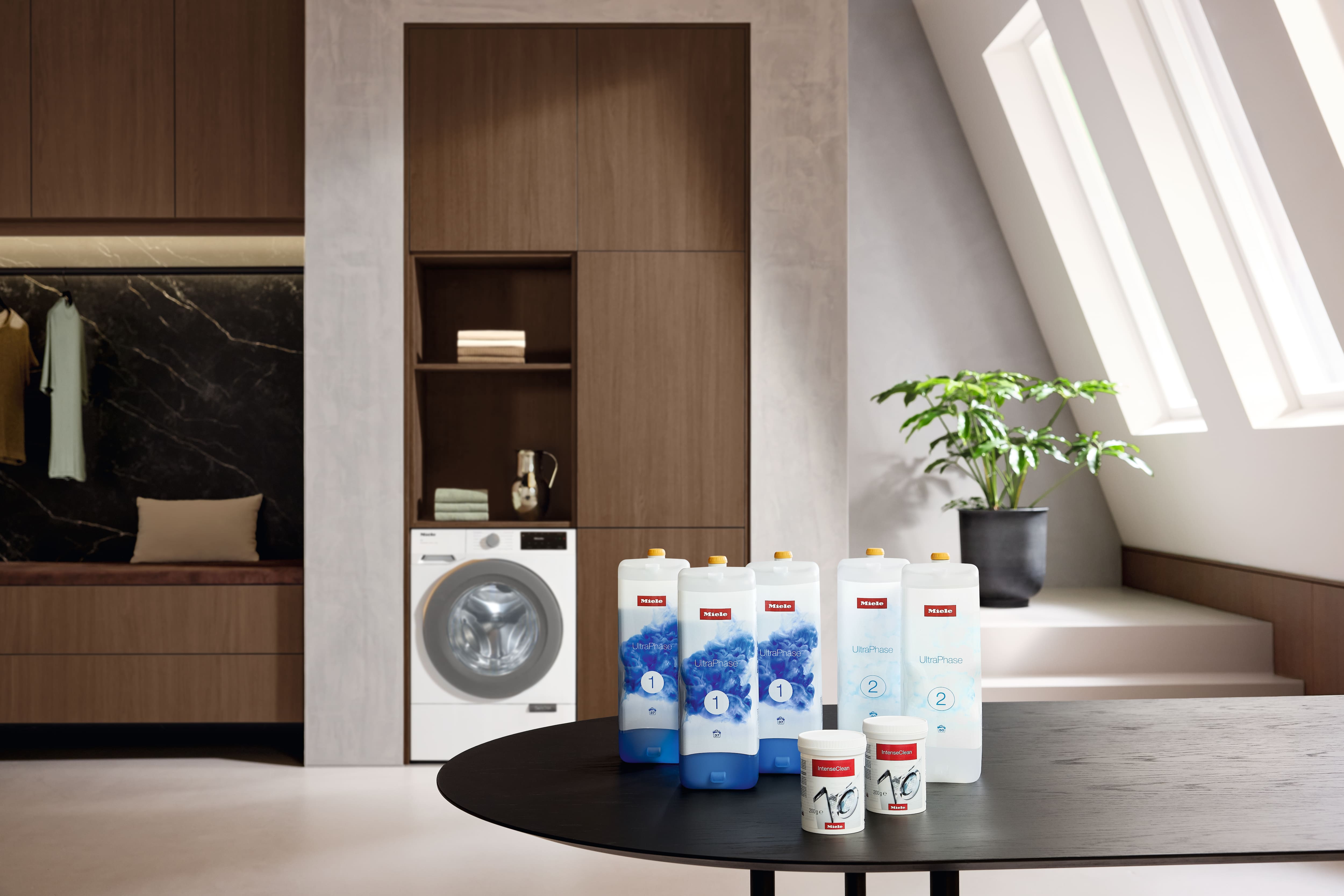 Promoção 4x3 em acessórios e produtos de limpeza Miele Promoção 4x3 em acessórios e produtos de limpeza Miele