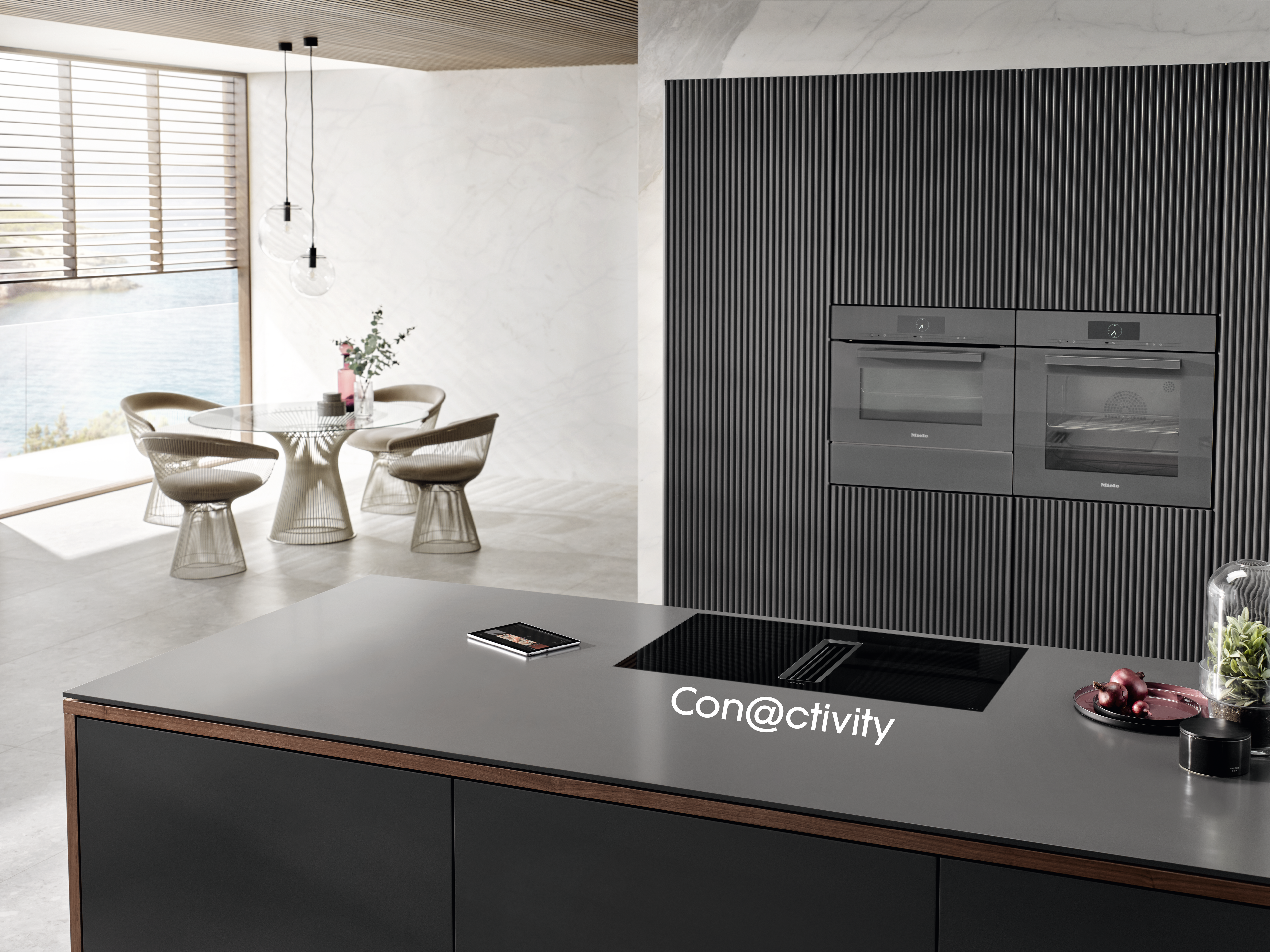 Product image, In-situ shot, Detailed image