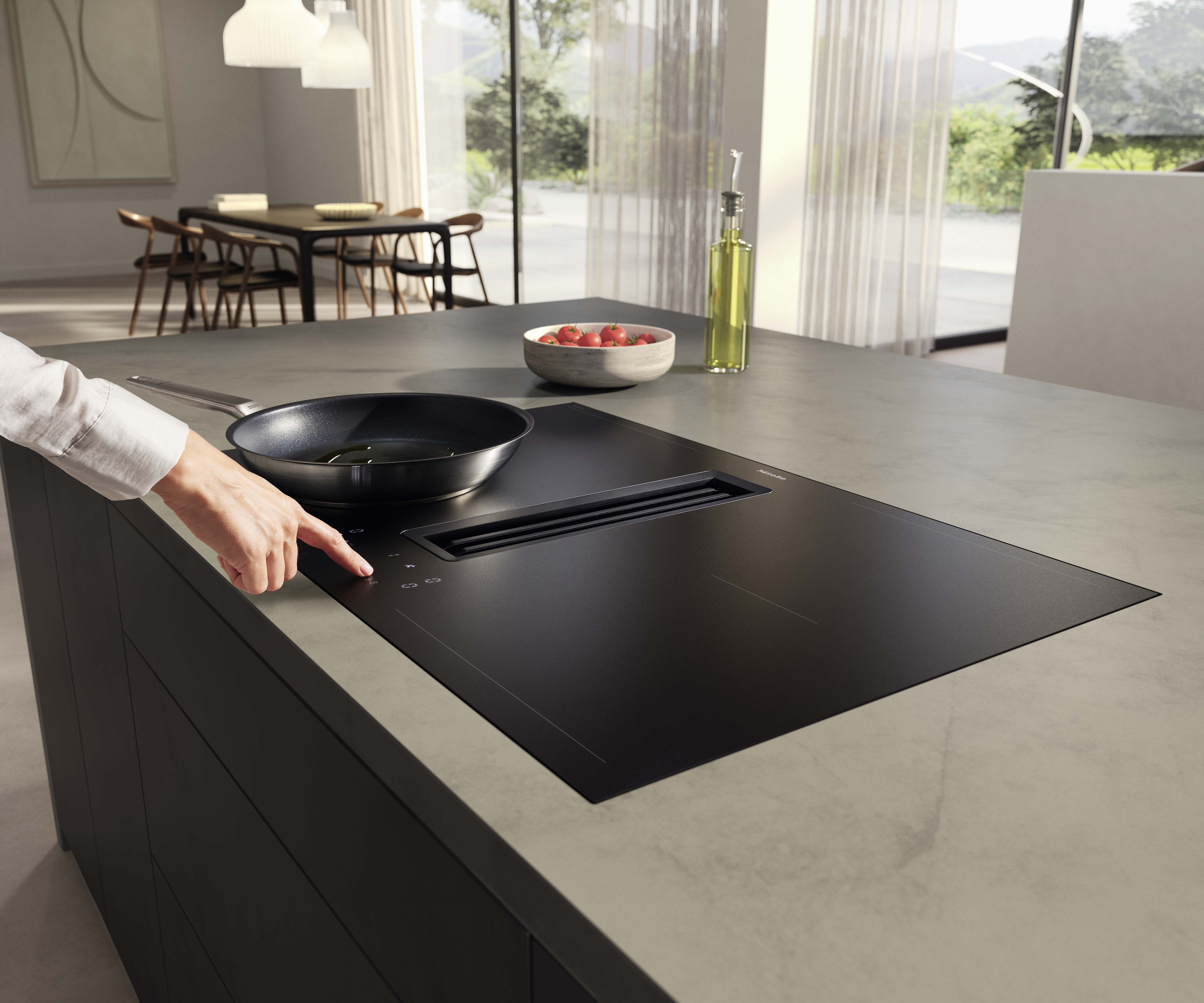In-situ shot, Product image, Detailed image