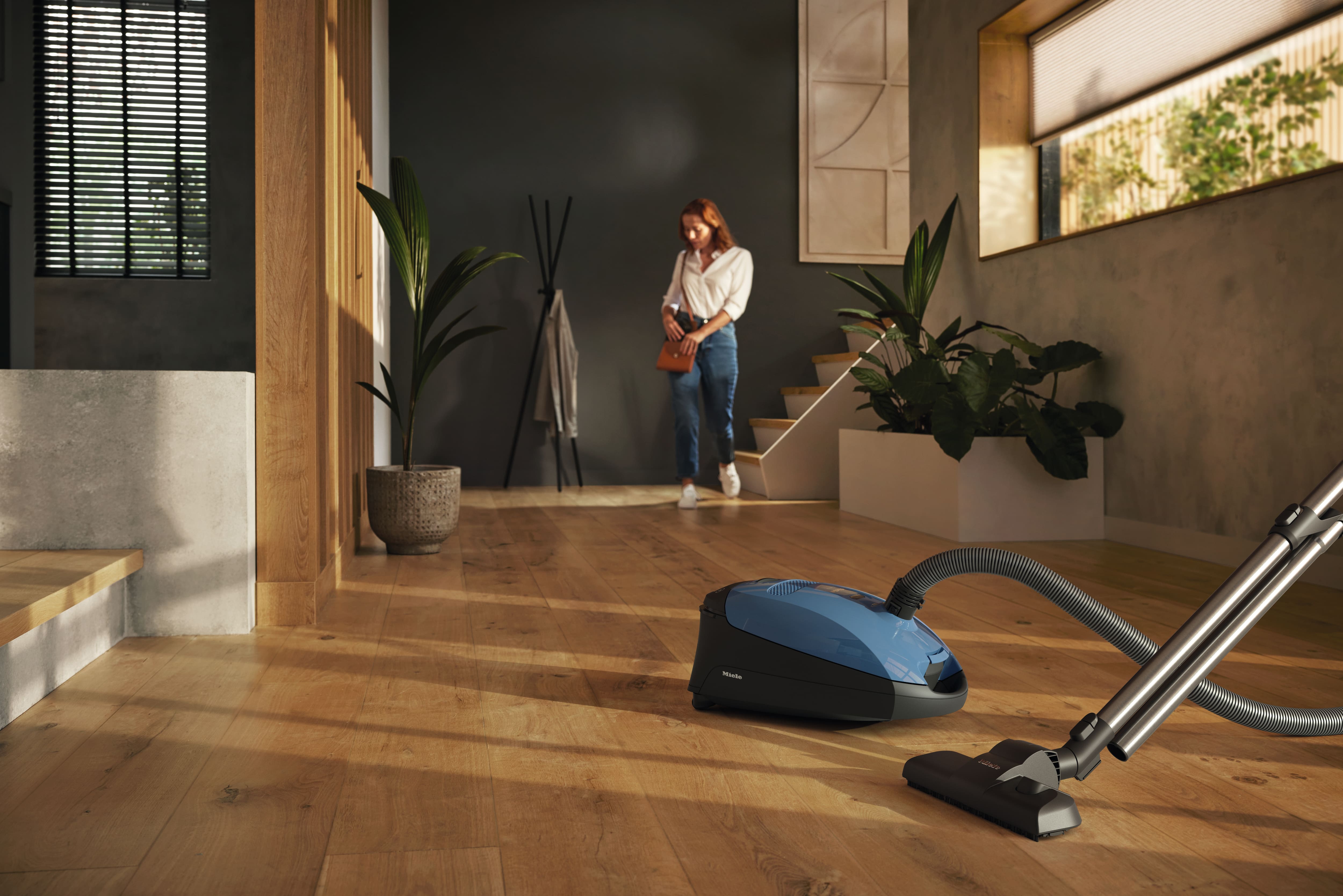 Miele - Classic C1 Junior Techblå – Støvsugere - 6