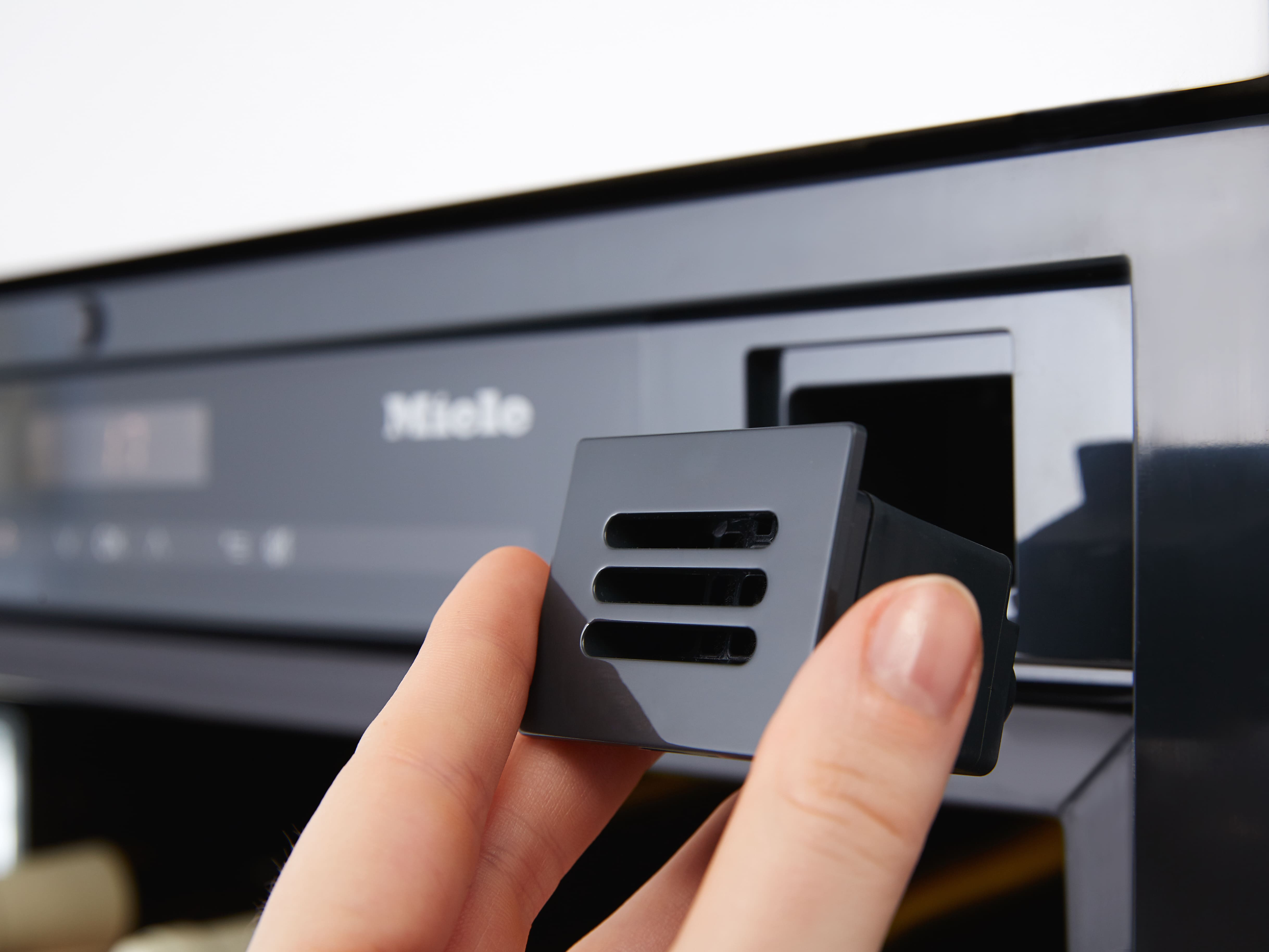 Miele - KWT 6422 iG Скло: чорний обсидіан – Винні шафи - 5 Miele - KWT 6422 iG Скло: чорний обсидіан – Винні шафи - 5