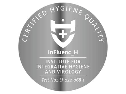 Runde Virus-Hygiene-Siegel-Plakette aus Silber mit dem Schild-Kreuz-Logo, der Aufschrift &bdquo;InFluenc_H&ldquo; und der Testnummer LI-022-068-1.