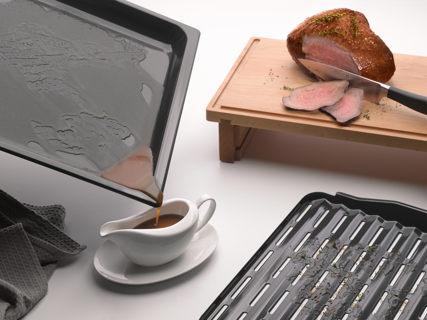 HGBB 71 Grilling and roasting insert for HUBB product photo Laydowns Back View ZOOM
