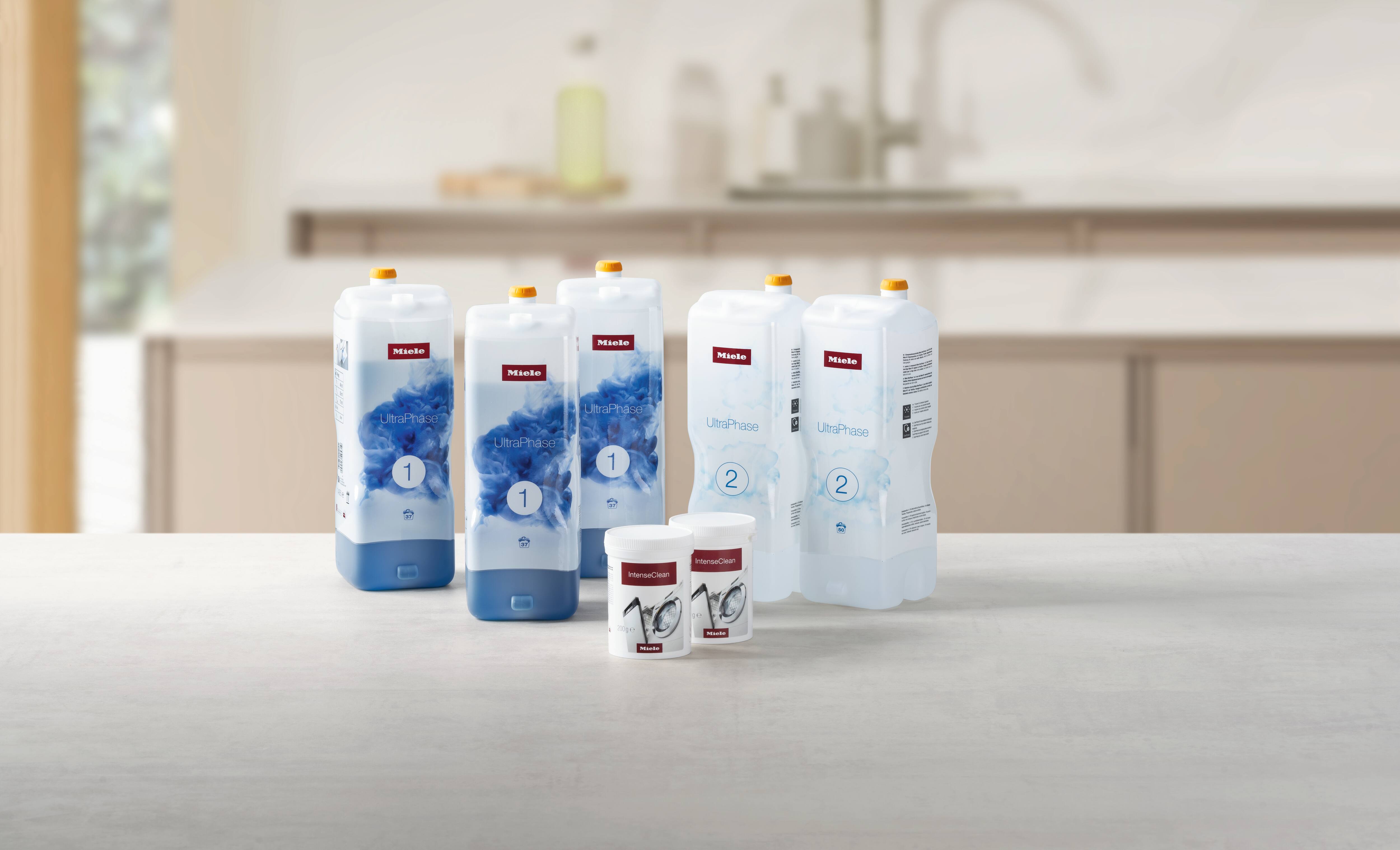 UltraPhase & IntenseClean Set on table UltraPhase & IntenseClean Set on table