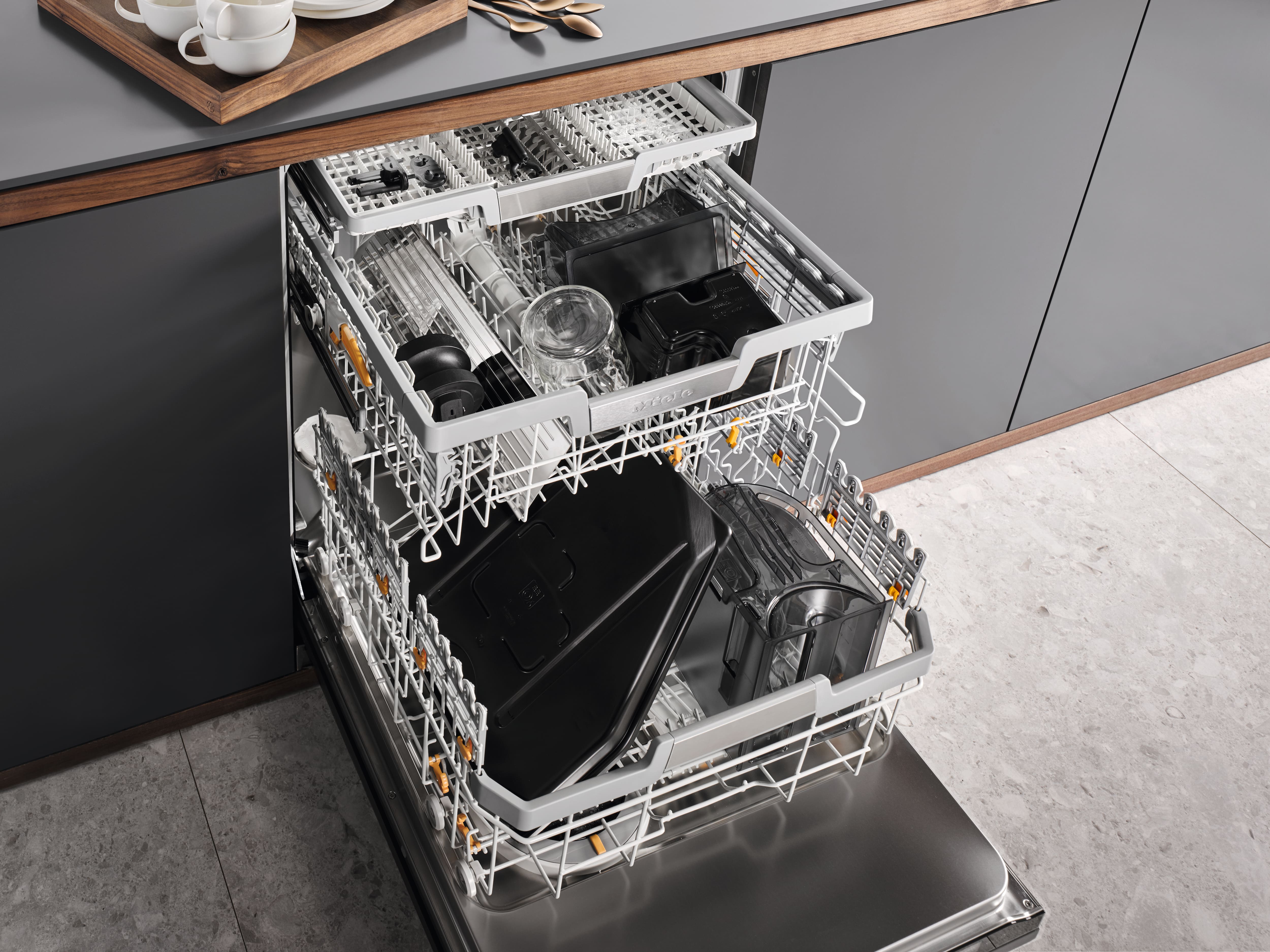 Optimum cleaning in a dishwasher