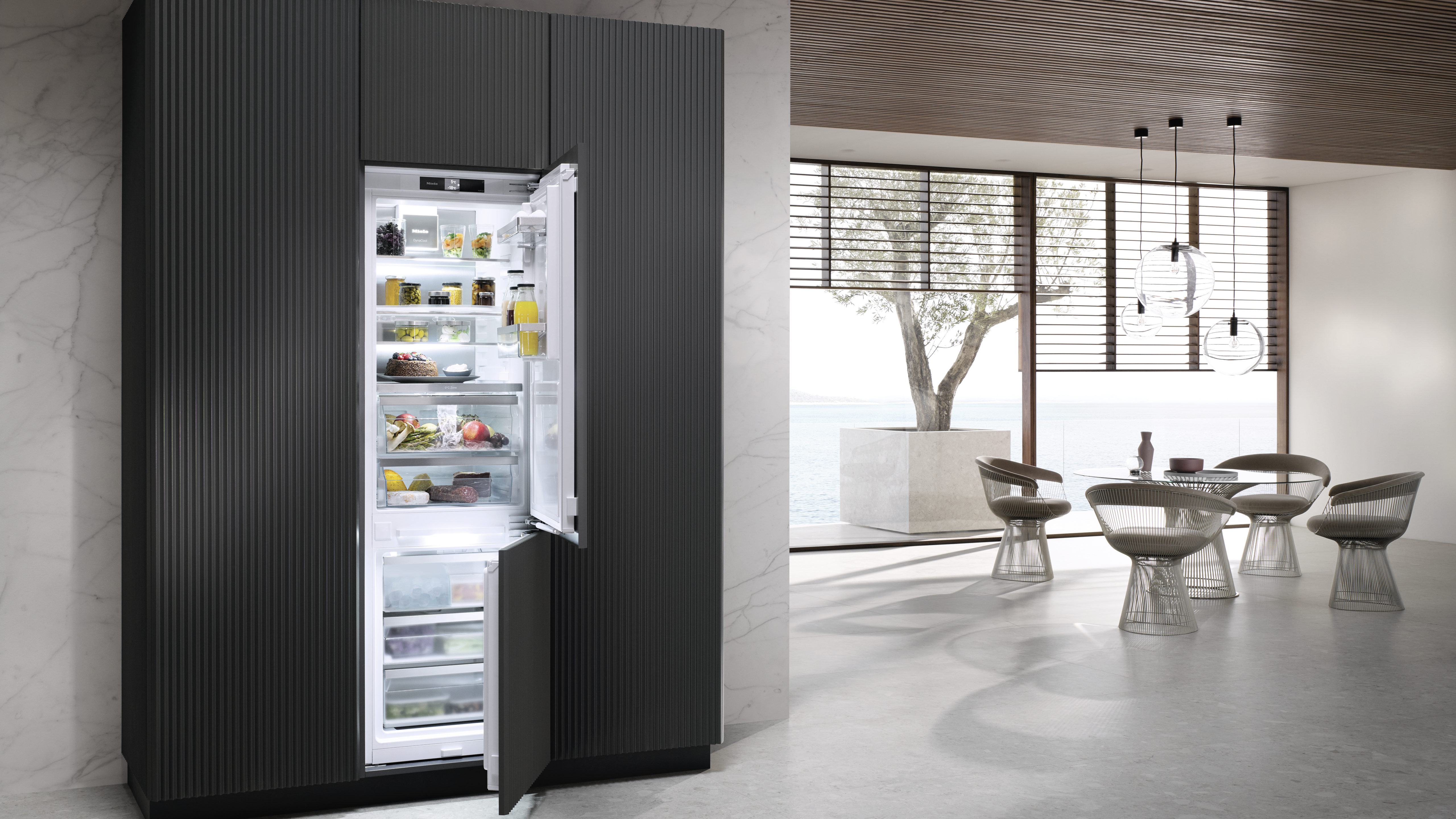 Product image, Sales advisor image