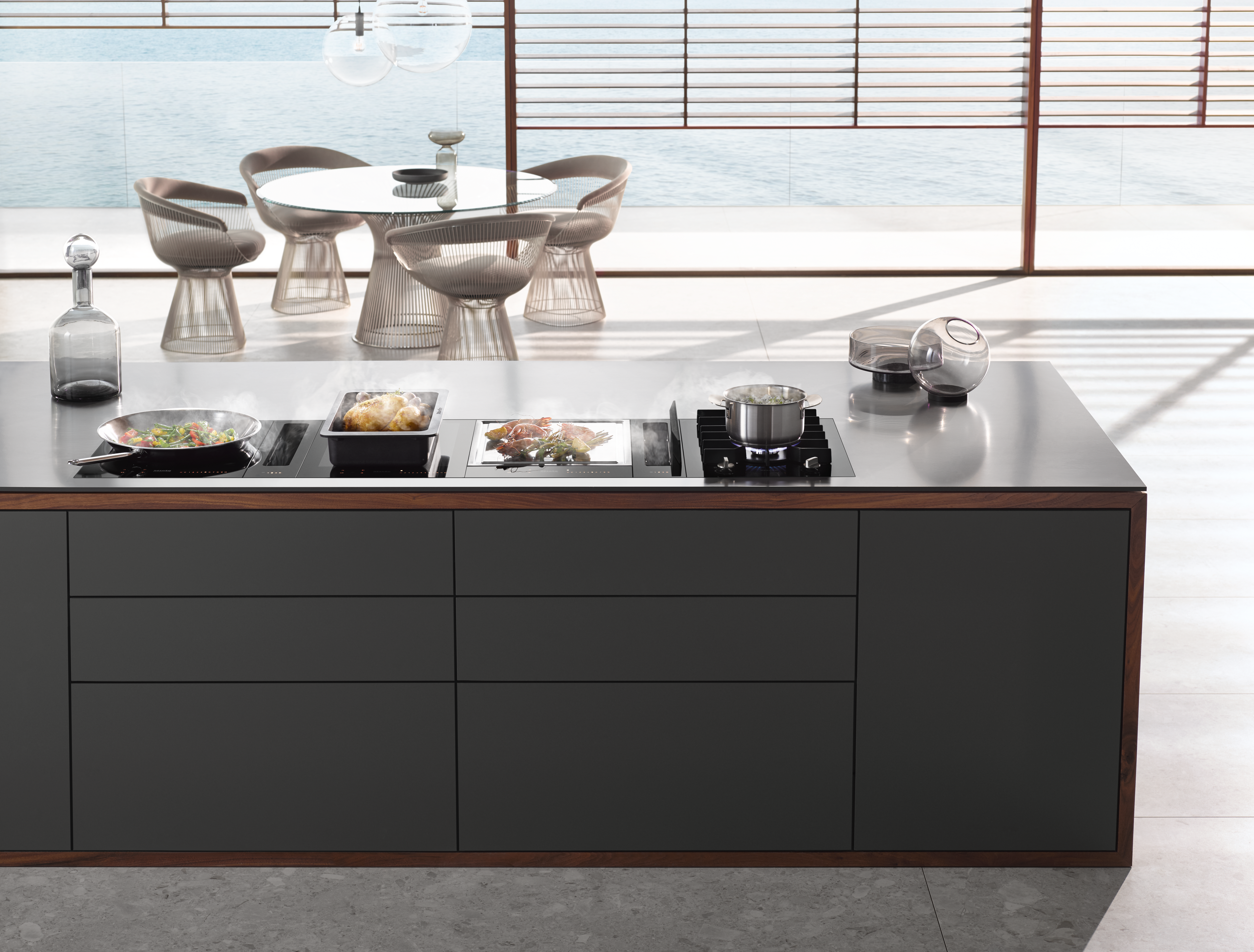 In-situ shot, Product image
