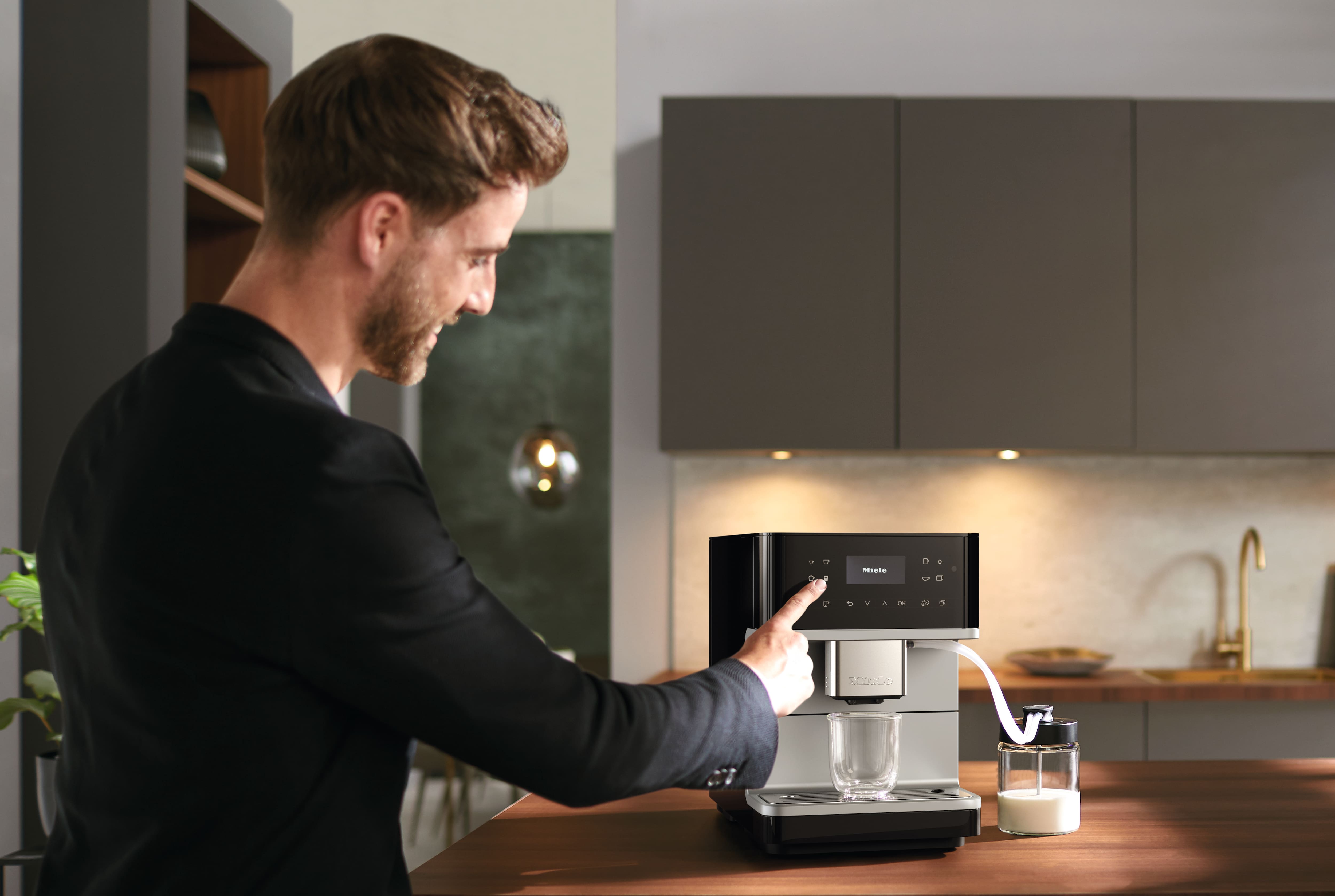 Miele - CM 6160 Silver Edition Alu-Silber-met. – Kaffeevollautomaten - 8