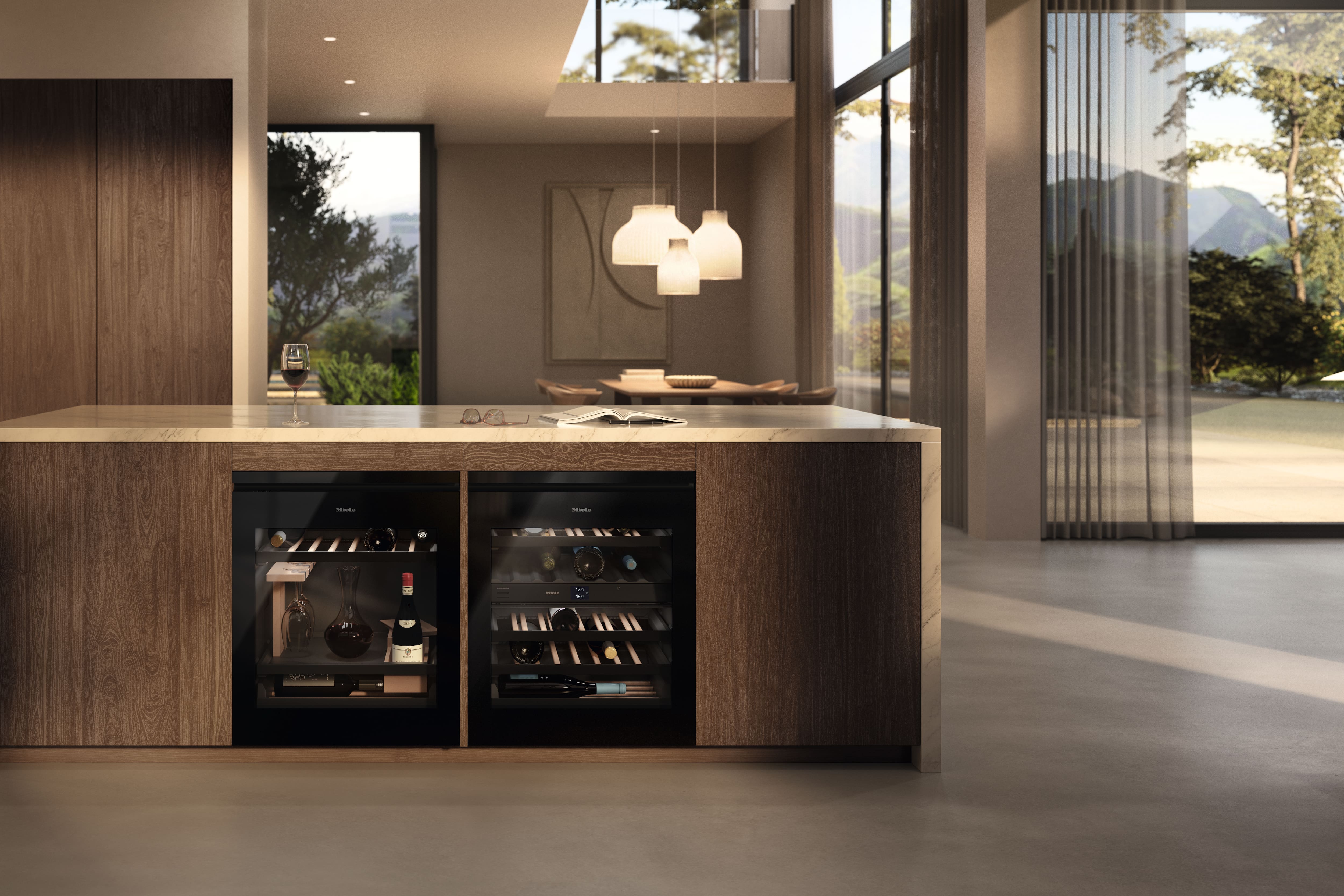 Nowoczesna kuchnia z drewnianą wyspą, dwoma wbudowanymi chłodziarkami do wina Miele, designerskimi lampami wiszącymi Nowoczesna kuchnia z drewnianą wyspą, dwoma wbudowanymi chłodziarkami do wina Miele, designerskimi lampami wiszącymi