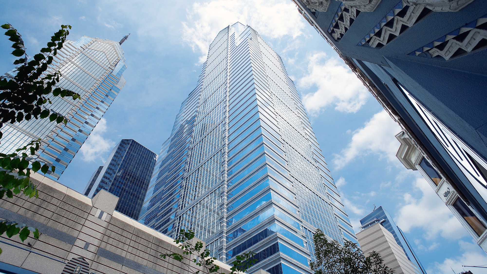 Front facada of high rise building in Philadelphia