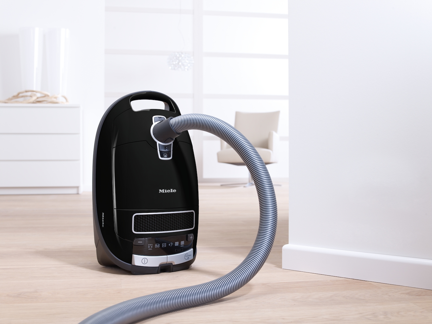 Miele Complete Pure PowerLine SGDA3 Cylinder vacuum cleaner