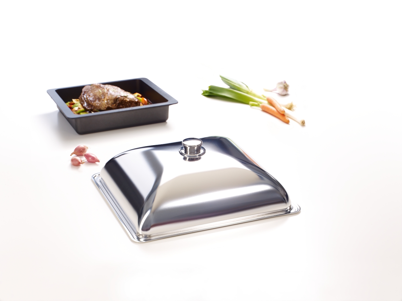 HBD 60-35 Gourmet casserole dish lid product photo Laydowns Detail View1 ZOOM