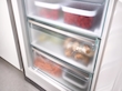 Balts ledusskapis ar saldētavu un DynaCool funkciju, 1.86m augstums (KFN 28132 D) product photo Laydowns Back View S