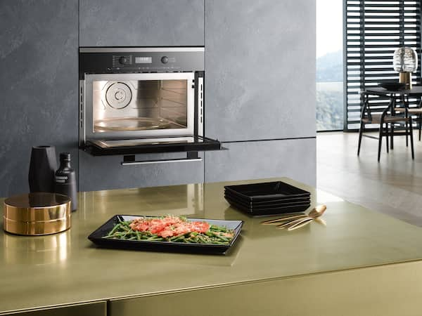 Miele freestanding shop microwave oven