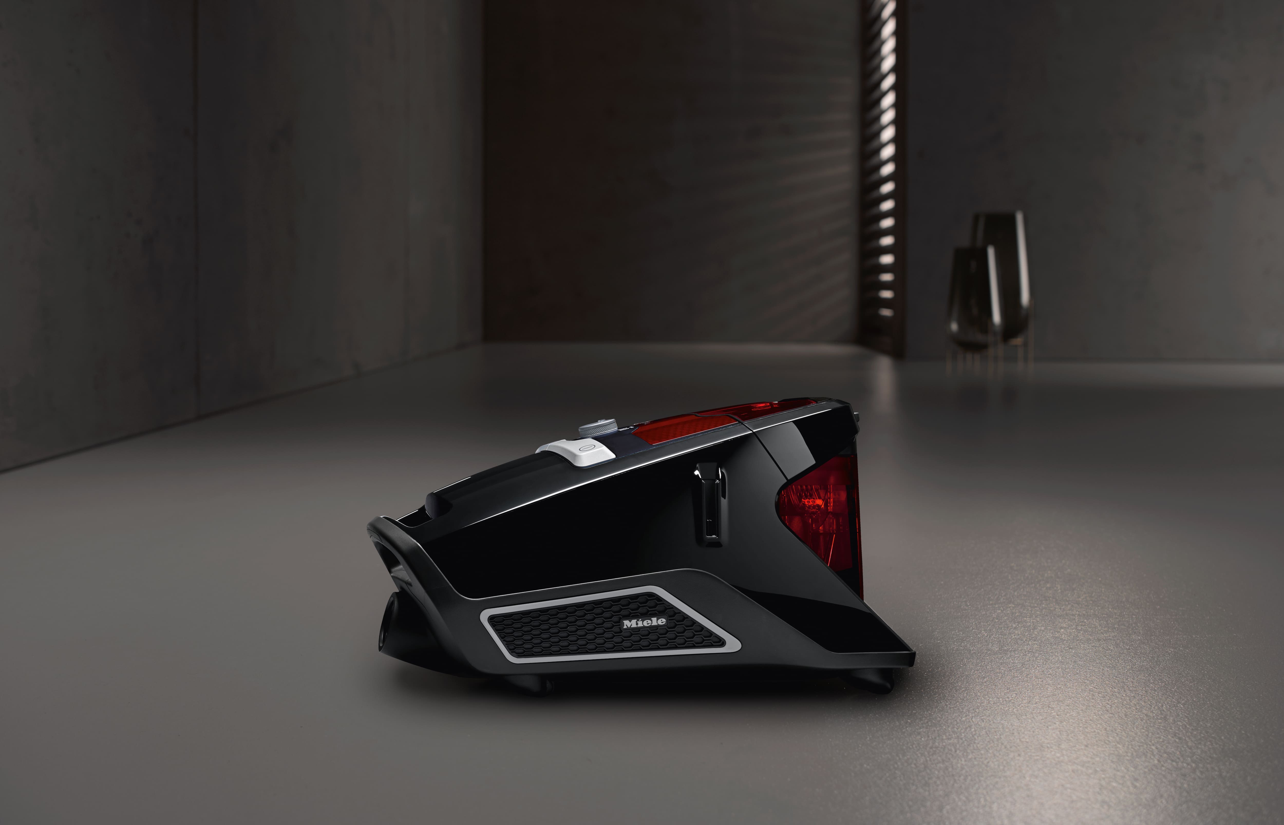 Miele - Blizzard CX1 Red Edition Parquet PowerLine Обсидіаново-чорний - 5