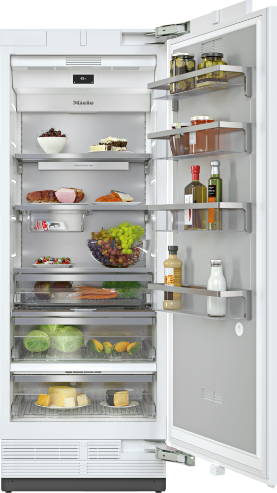 MasterCool™ refrigerator