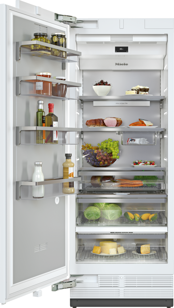 MasterCool™ refrigerator