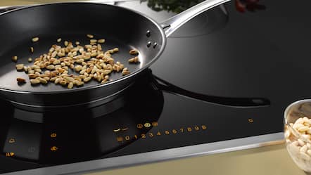 Miele クッカー: ガス、IH、および電気 | ミーレ Miele クッカー: ガス、IH、および電気 | ミーレ