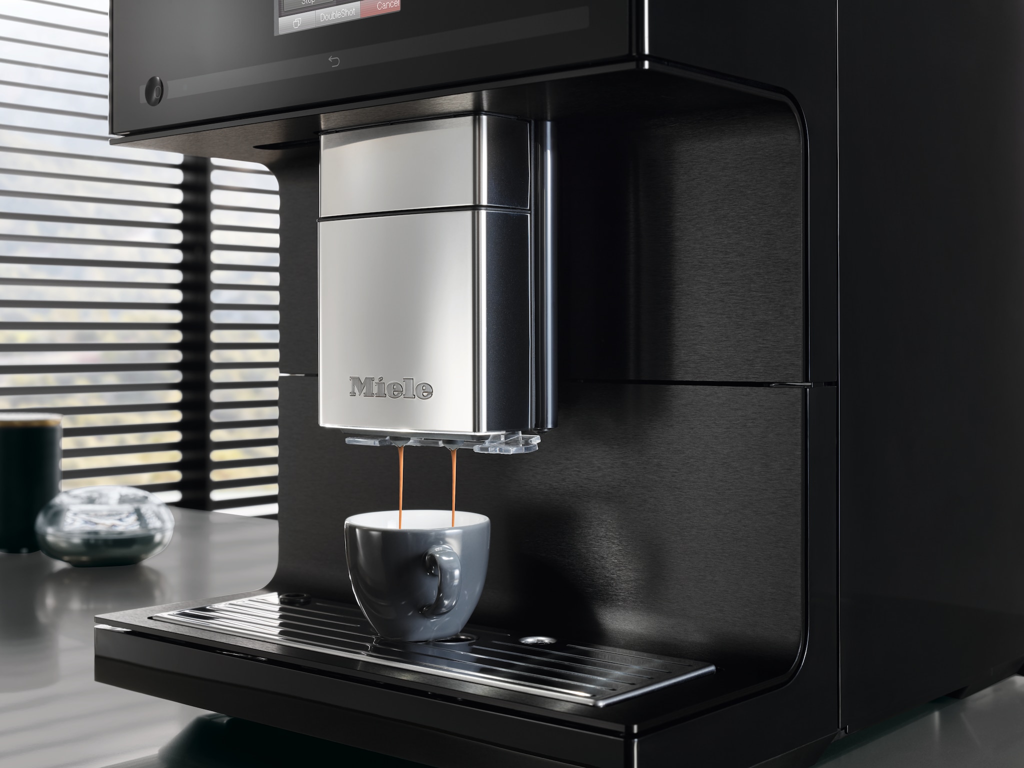 Miele cm 7750 CoffeeSelect Obsidian Black Countertop Coffee Machine