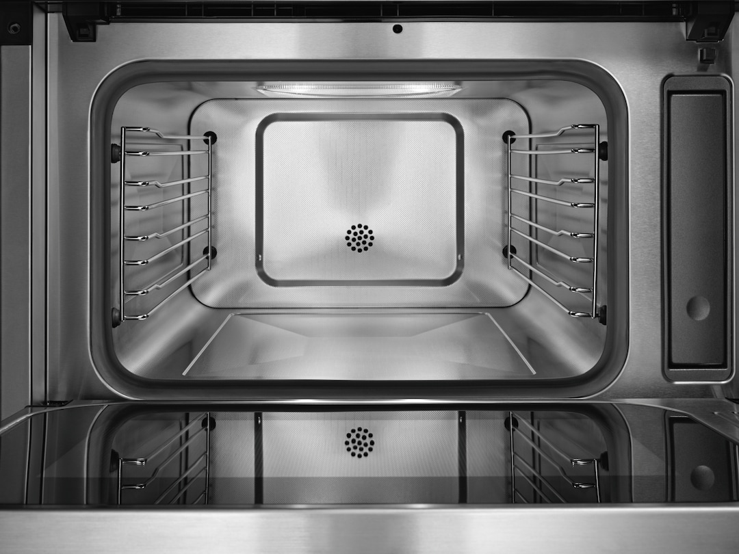 Incintă a cuptorului din inox, aspect de țesătură