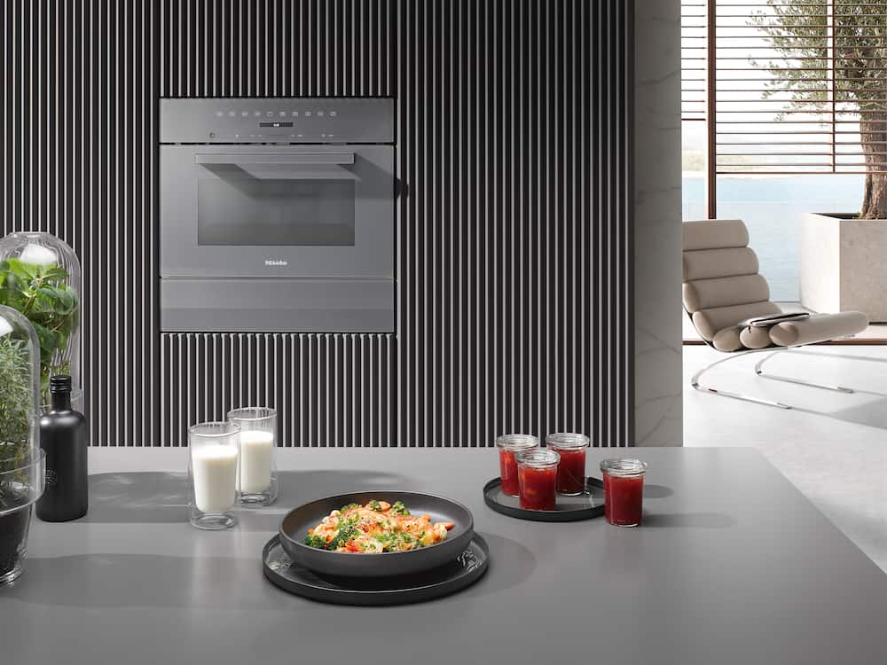 Explore Freestanding & Integrated Microwaves Miele