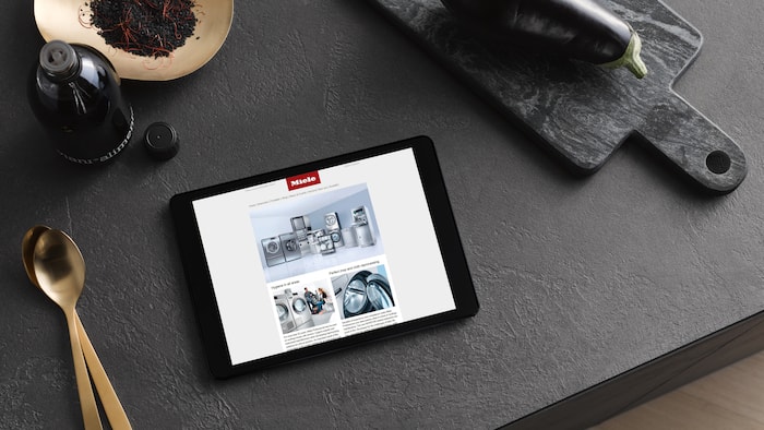 iPad met meer informatie over Miele Professional.