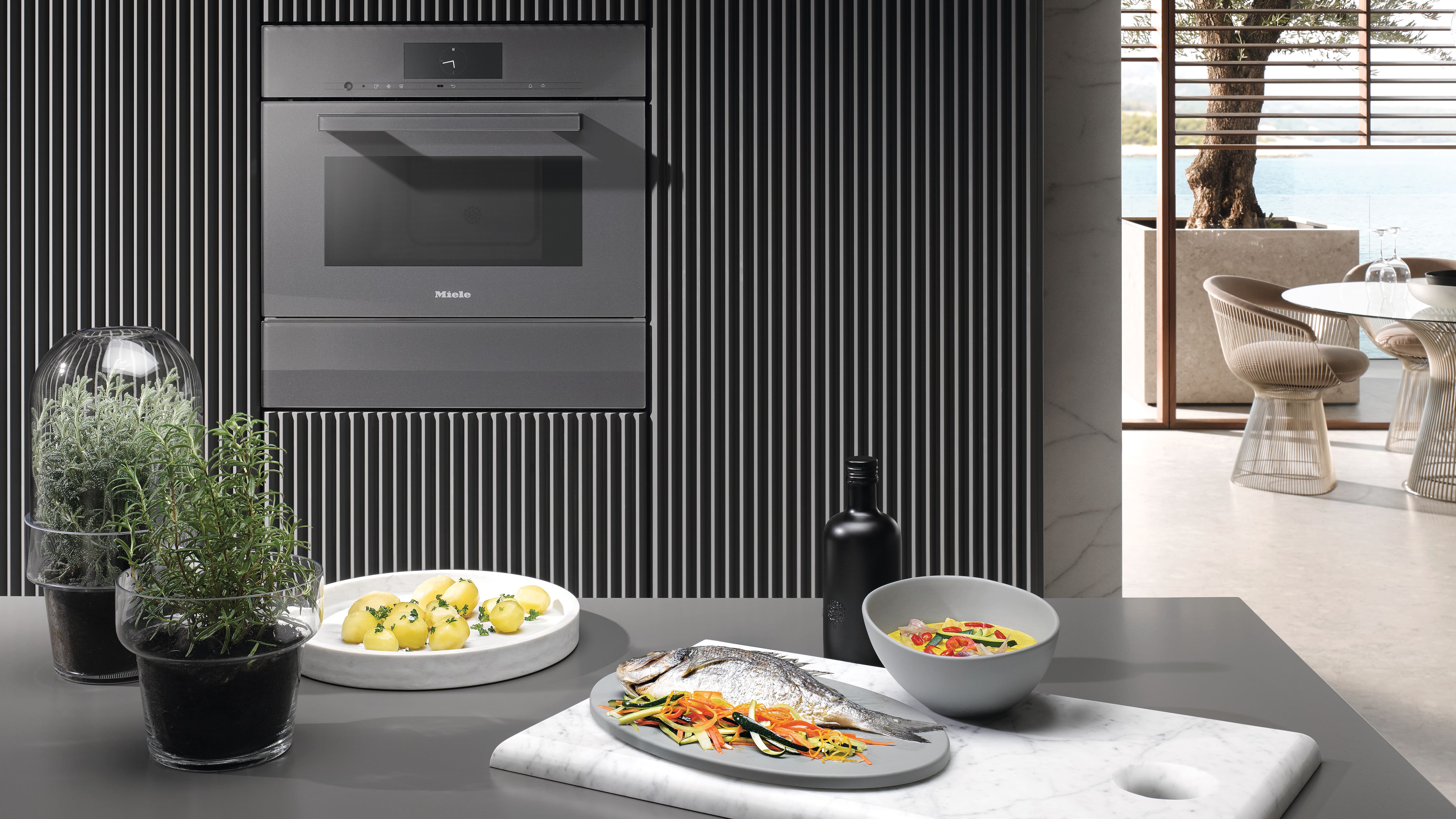 Explore Combination Steam Ovens With Microwave Integrated Miele