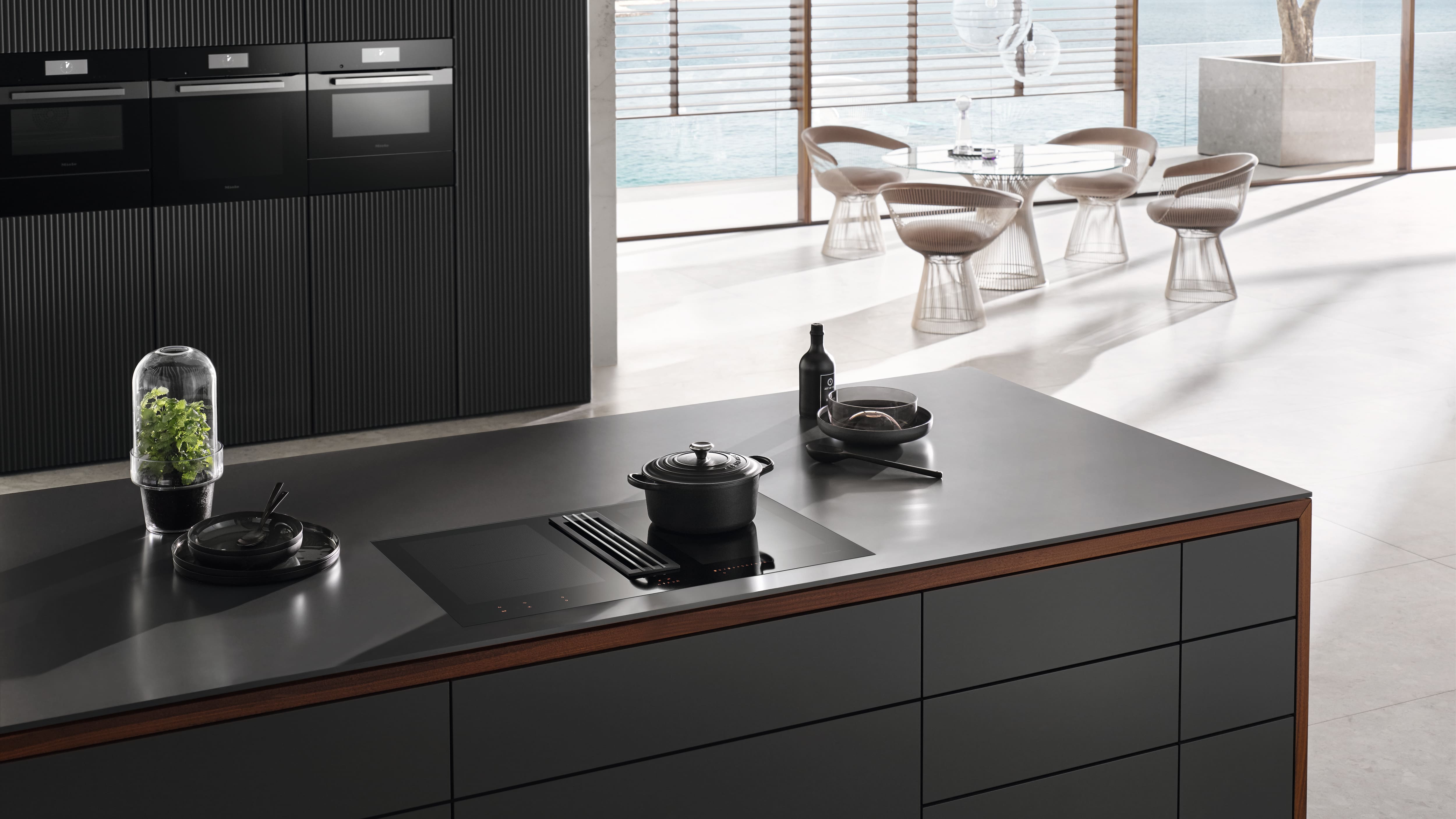 miele cooktop with integrated extractor