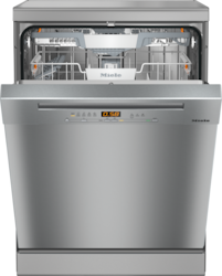 Szabadon álló mosogatógép az optimális szárítási eredményért az AutoOpen szárításnak köszönhetően.