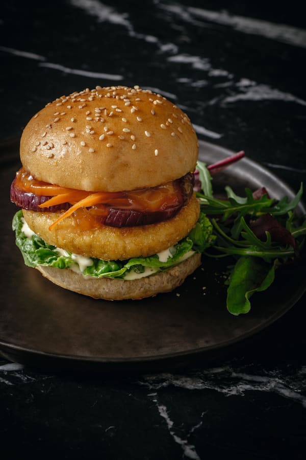 Veggieburger mit Grillgemüse und Briochebrötchen