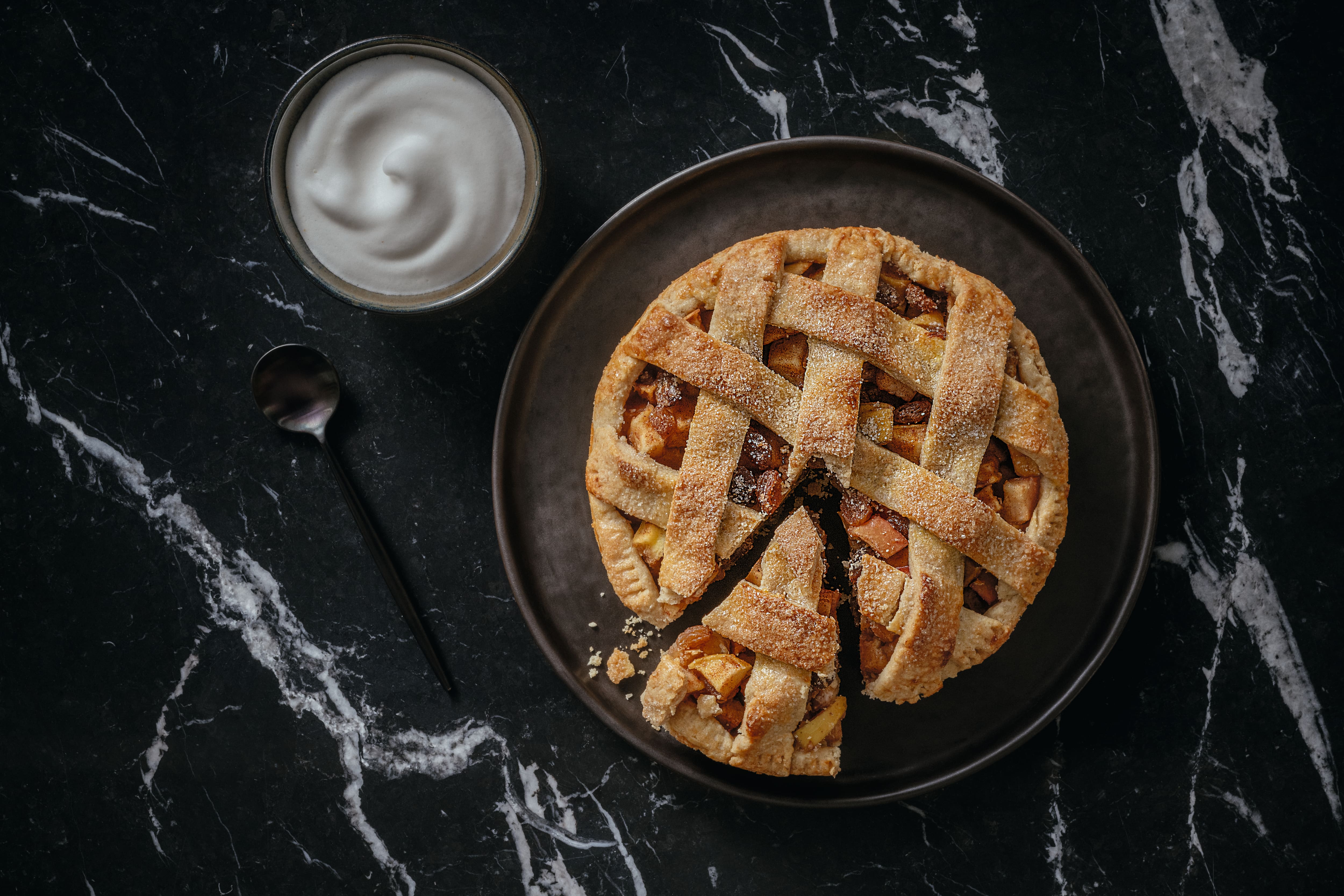 Tarta de manzana y dulce de leche