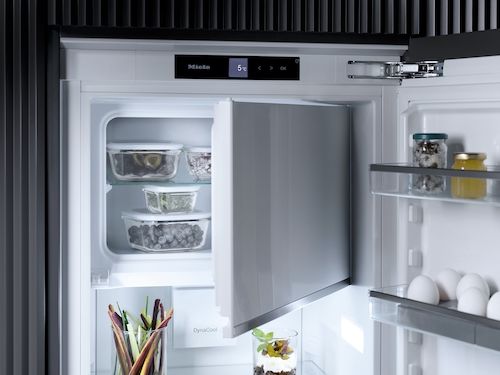 Iebūvējams ledusskapis ar saldētavu, PerfectFresh Pro un DynaCool funkcijām (K 7744 E) product photo Laydowns Back View L