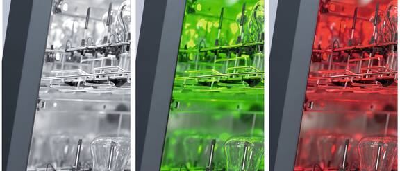 Detailed view of the rinsing chamber in three colors - normal lighting, green and red.