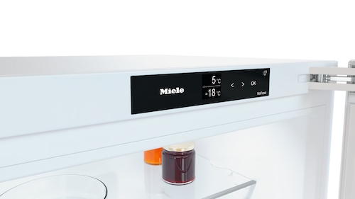 Balts ledusskapis ar saldētavu, FlexiBoard un SoftClose funkcijām, 2.01m augstums (KFN 4795 CD) product photo Back View L