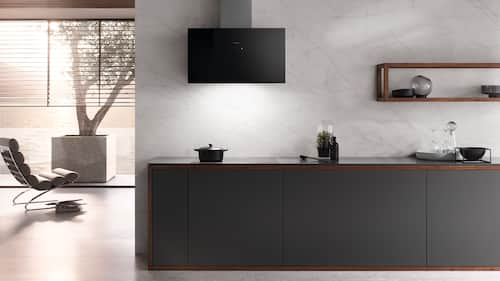 Hotte inclinée 90cm 380m3/h (610m3/h intensif) Noir - MIELE Réf. DA 6798 W  NR