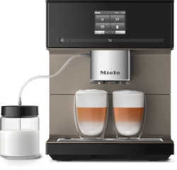 Szabadon álló kávéfőző One-Touch for Two és AutoDescale funkcióval a lehető legegyszerűbb kezelésért.