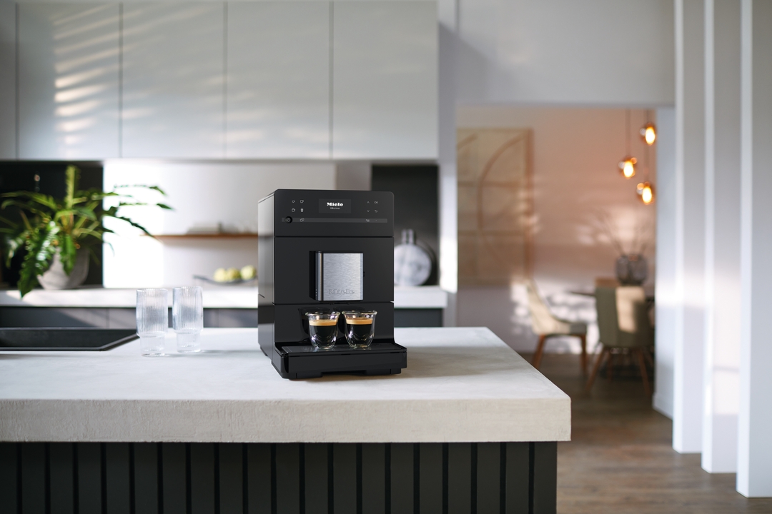 Miele CM 5300 Obsidian black Coffee Machines