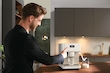 CM 6360 MilkPerfection valge kohvimasin koos WiFi ja piimaanumaga product photo View3 S