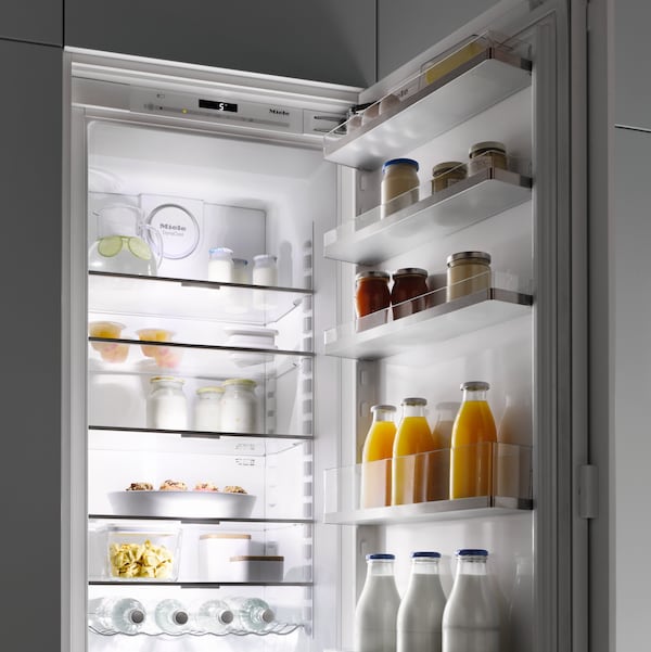 Petit réfrigérateur - congélateur en haut