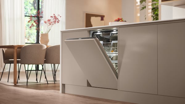 Fully integrated dishwasher