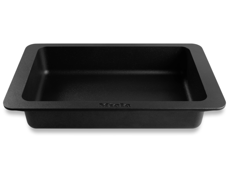 Induction compatible gourmet oven dish