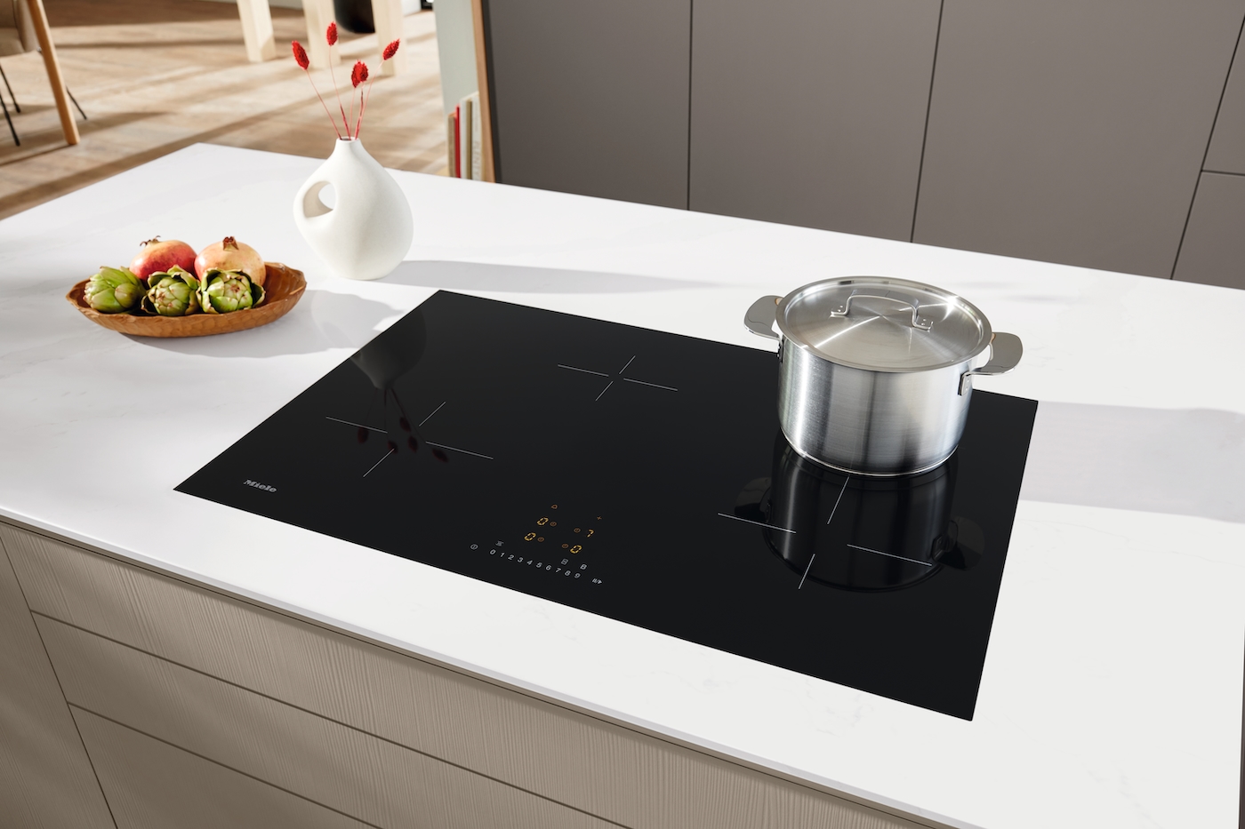KM 7373 FL Induction Cooktop product photo Front View2 ZOOM