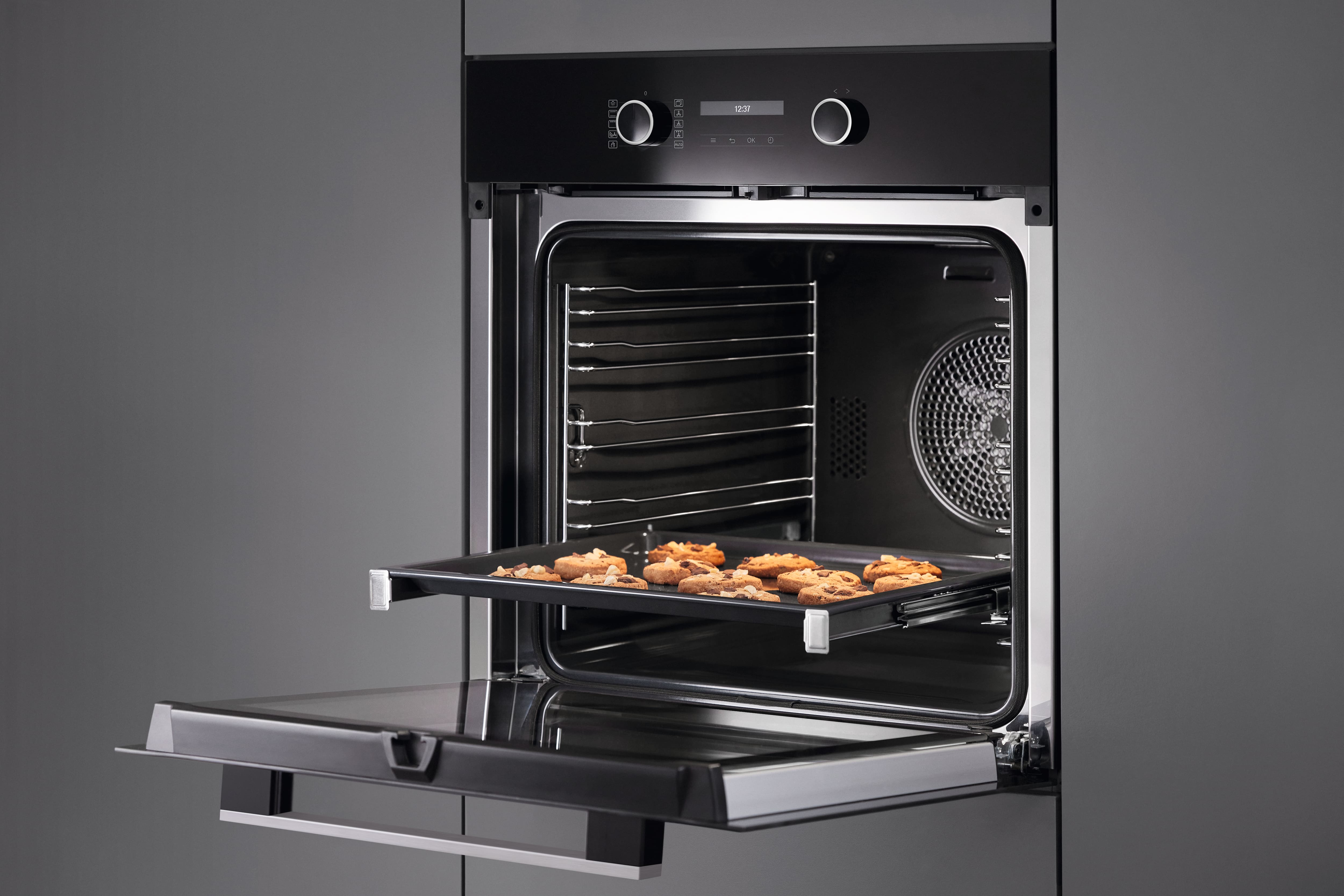 Miele - H 2467 B ACTIVE Obsidianschwarz Edelstahl-Look – Backöfen