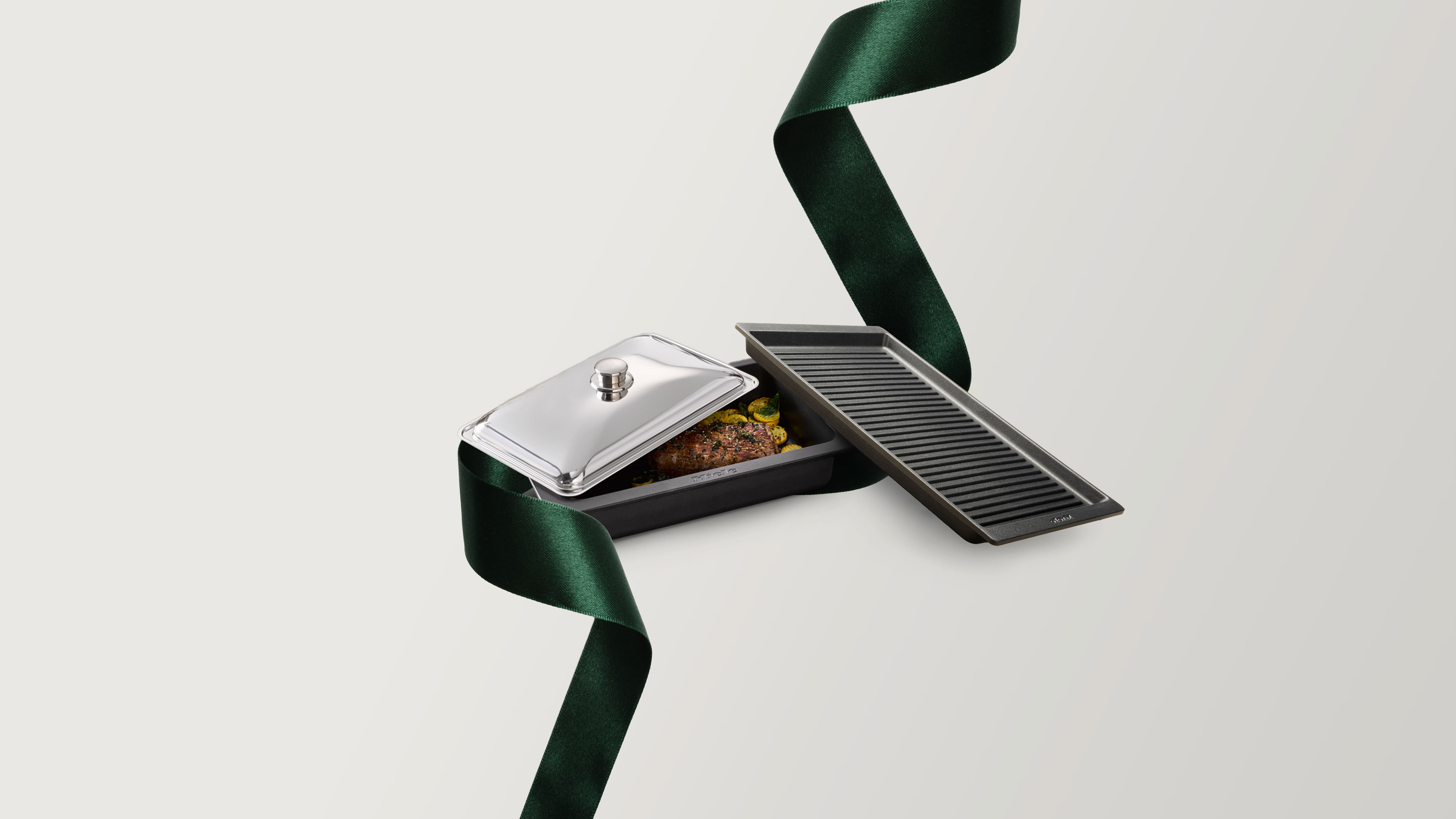 Miele accessoires op tafel