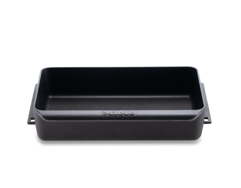 Induction compatible gourmet oven dish