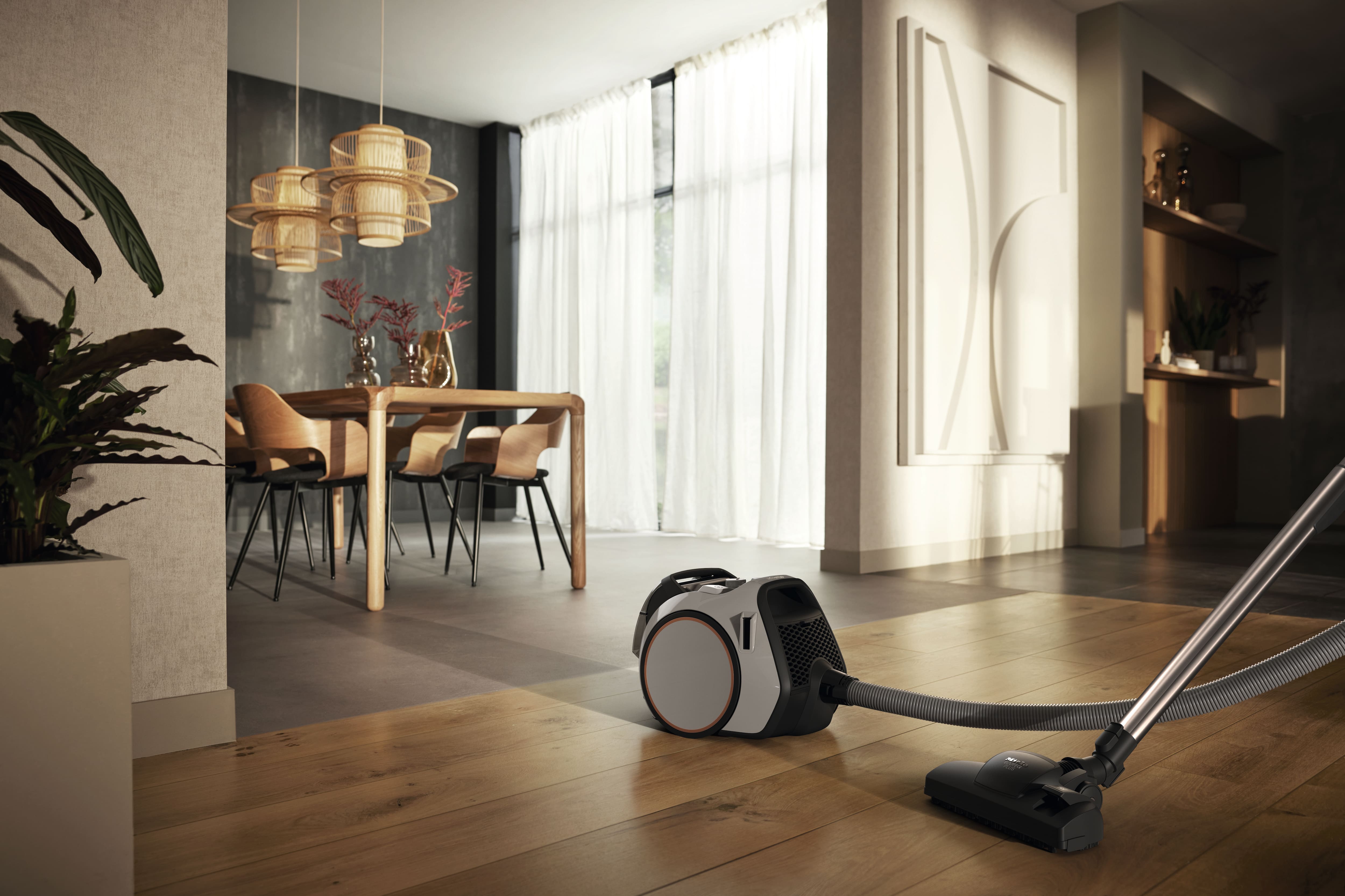 Boost CX1 beutelloser Bodenstaubsauger