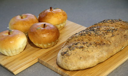 The Miele Baking Club: Multigrain Bread and Apple & Custard Buns